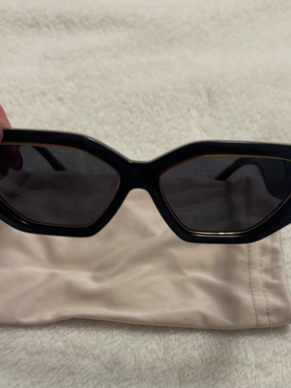 Black Geometric Sunglasses - Tory Burch